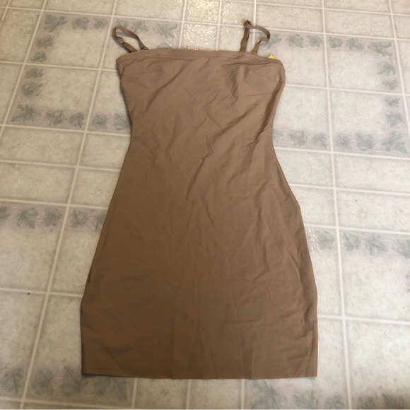 SPANX Intimates & Sleepwear Assets By Spanx Nude Convertible Strap